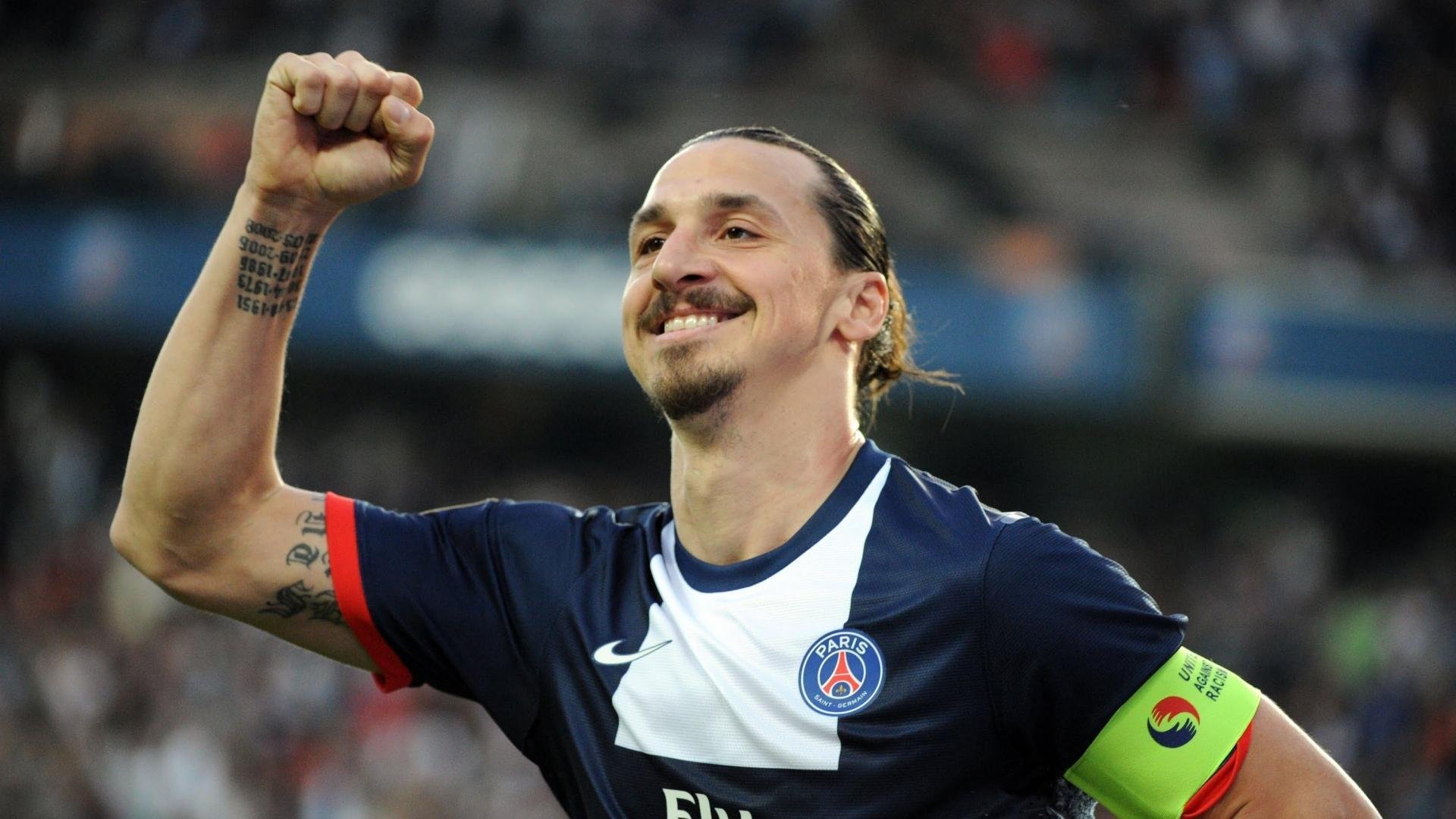 中超联赛官方公布最新土炮射手榜 本土前锋表现抢眼，中超射手榜最新排名